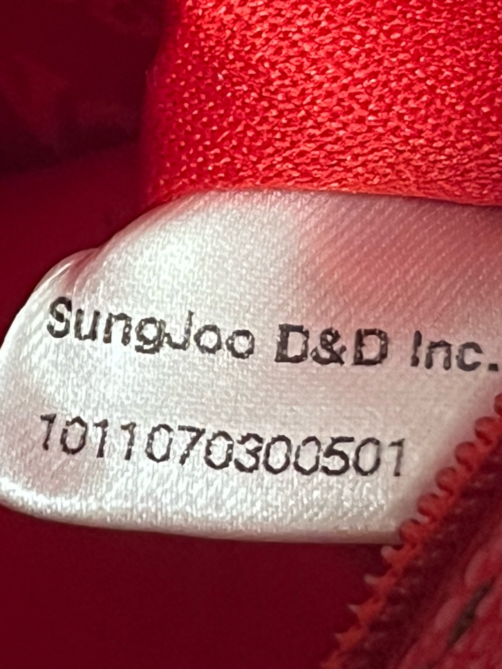 MCM Authentic Red Leather Boston Bag - Picture 11 of 12